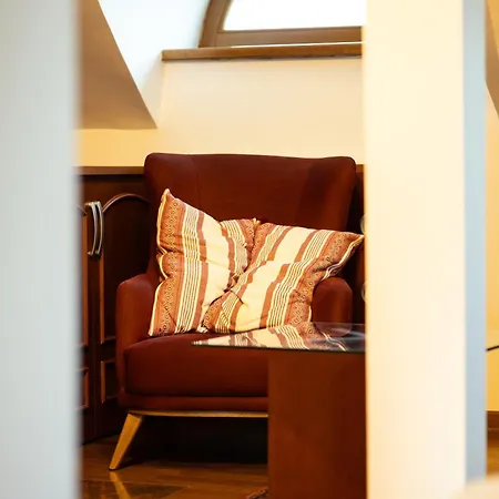 Majda Elegant With Prime Location And Parking Liubliana