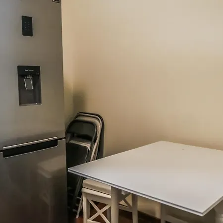 Majda Elegant With Prime Location And Parking Apartment *