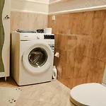 Majda Elegant With Prime Location And Parking