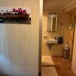 Apartmán Majda Elegant With Prime Location And Parking