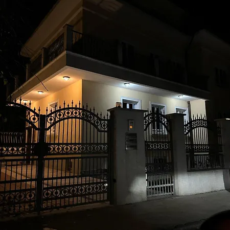 Majda Elegant With Prime Location And Parking Apartman Ljubljana