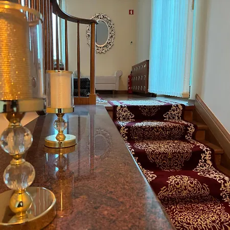Majda Elegant With Prime Location And Parking Apartment