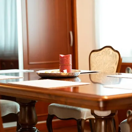 Majda Elegant With Prime Location And Parking Apartman *