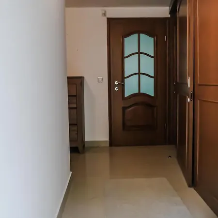 Apartman Majda Elegant With Prime Location And Parking