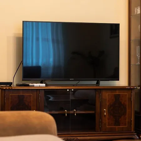 Majda Elegant With Prime Location And Parking * Laibach