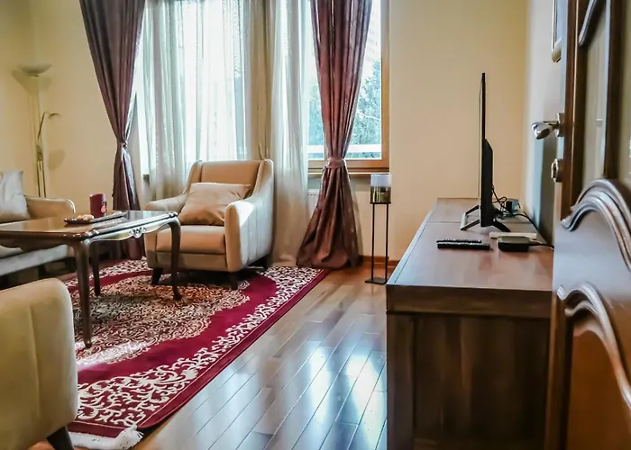 Majda Elegant With Prime Location And Parking * Любляна