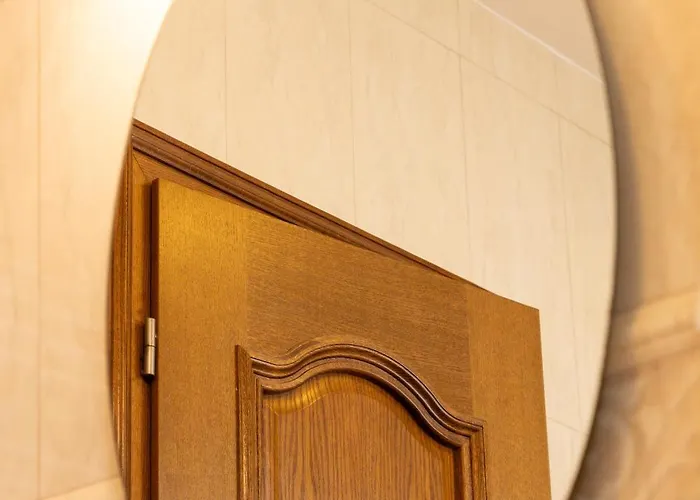 Majda Elegant With Prime Location And Parking Apartment *