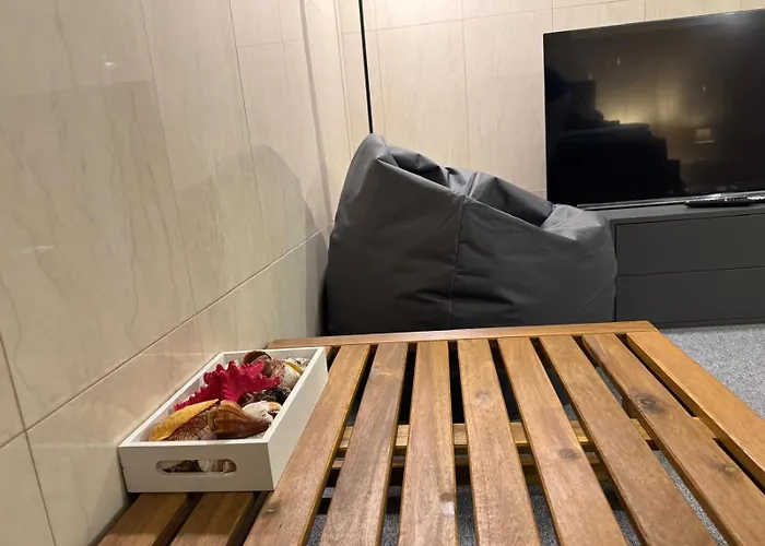 Majda Elegant With Prime Location And Parking Апартаменти *