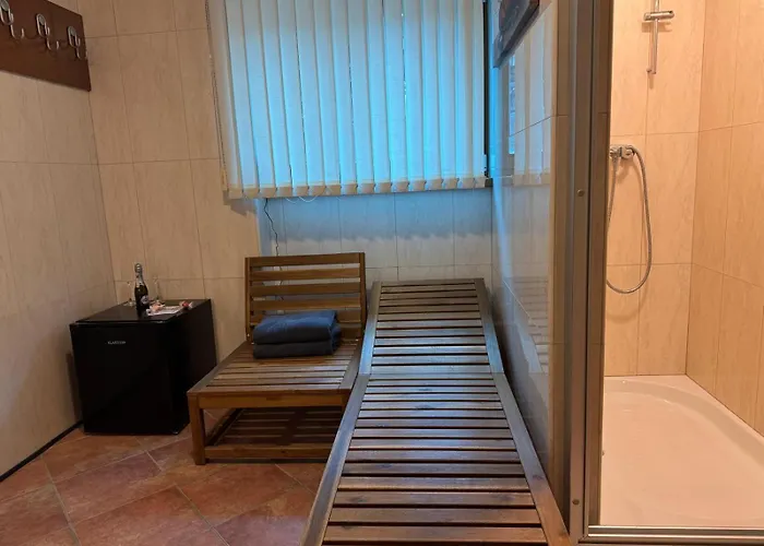 Apartment Majda Elegant With Prime Location And Parking *