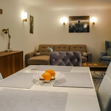 Majda Elegant With Prime Location And Parking * Liubliana