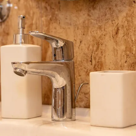 Apartamento Majda Elegant With Prime Location And Parking