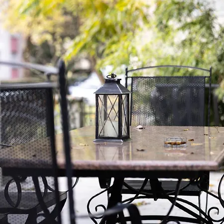 Majda Elegant With Prime Location And Parking