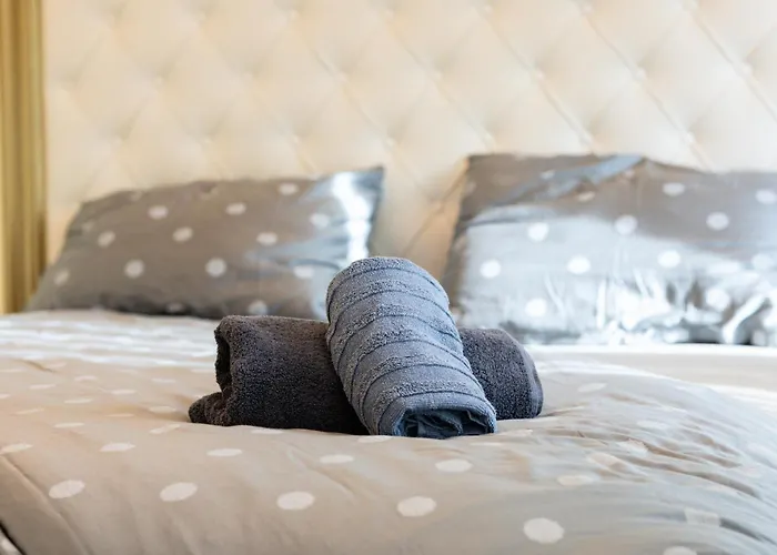 Majda Elegant With Prime Location And Parking Apartman *