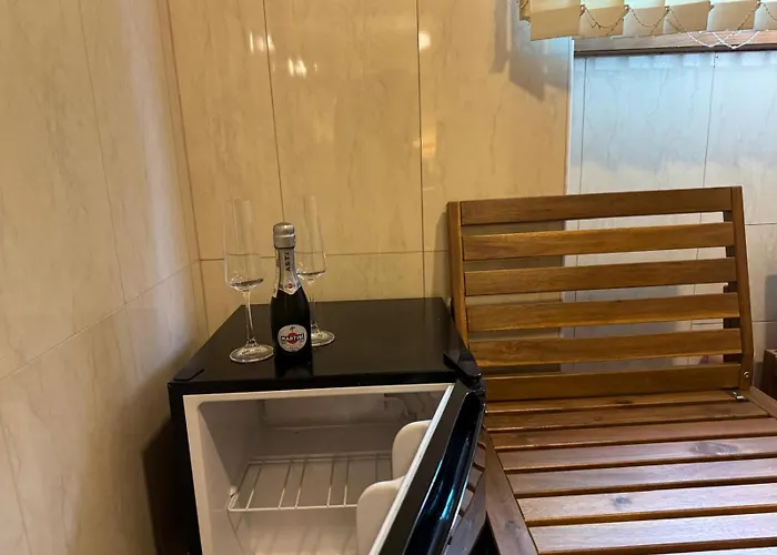 Apartman Majda Elegant With Prime Location And Parking *